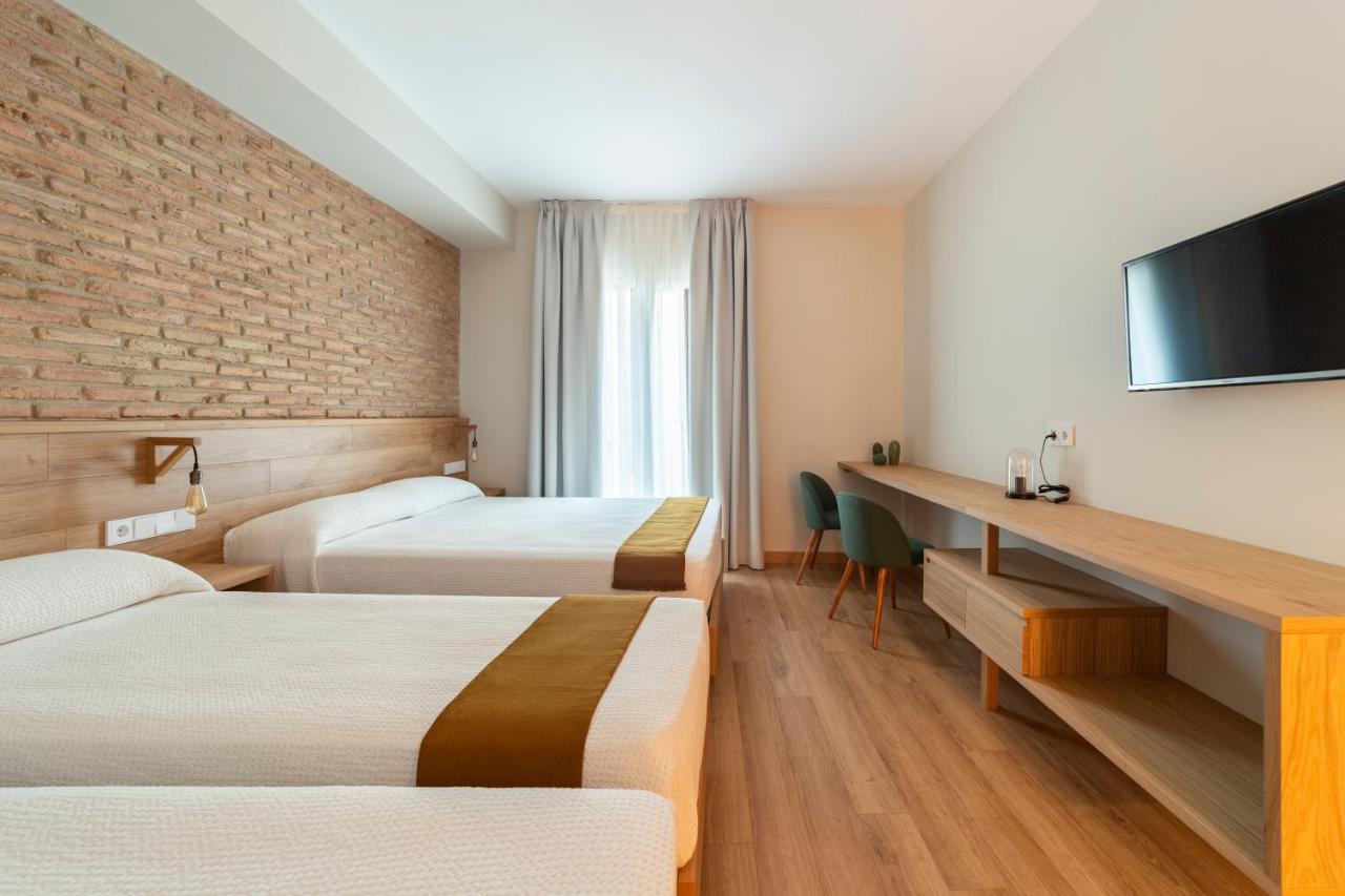 Hotel Restaurante Casa Luisa Естелья Екстер'єр фото