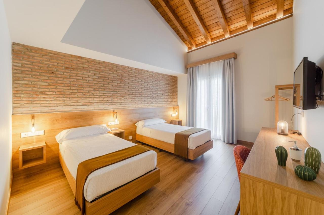 Hotel Restaurante Casa Luisa Естелья Екстер'єр фото