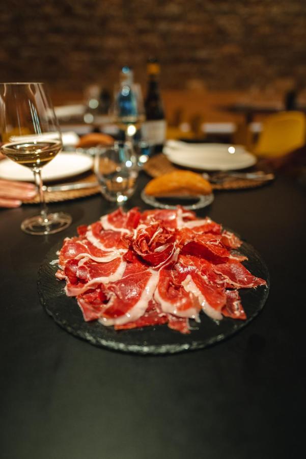 Hotel Restaurante Casa Luisa Естелья Екстер'єр фото